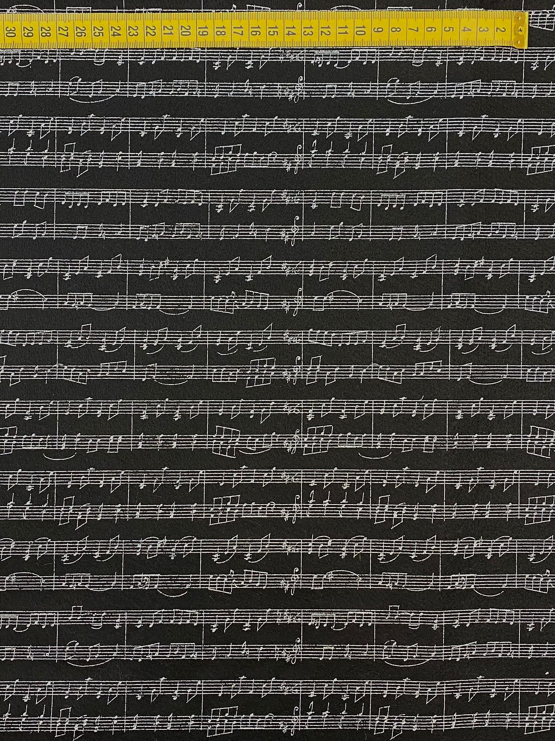 Feltro Preto Com Pautas De Musica  1