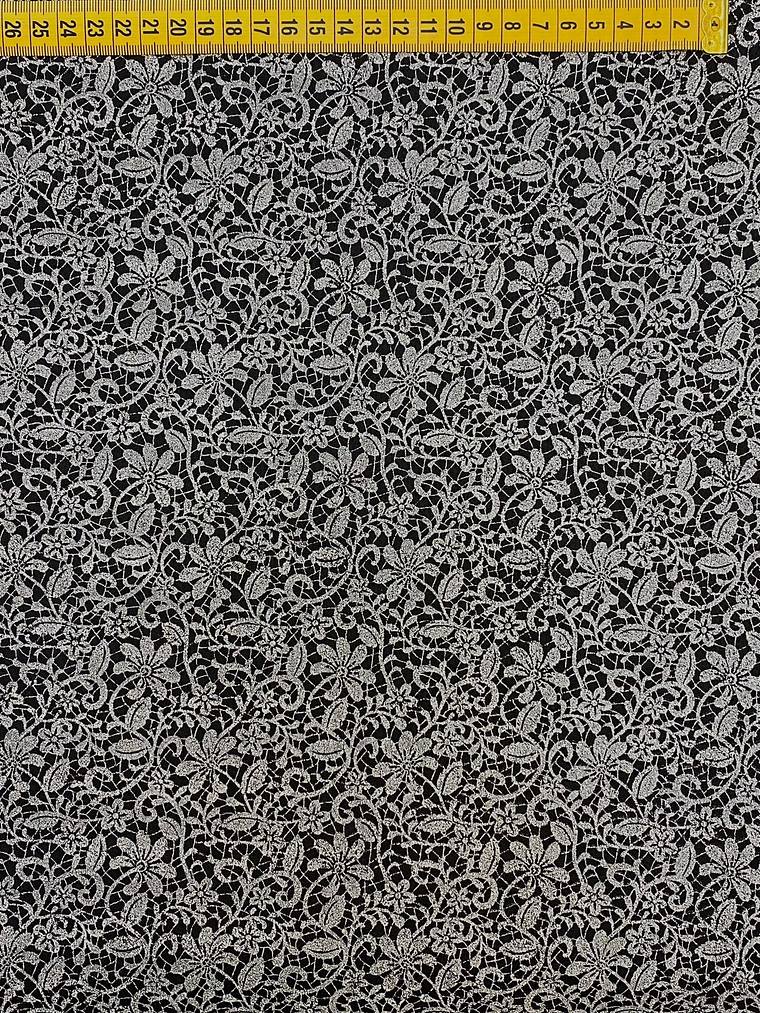 Feltro Preto Com Renda  1