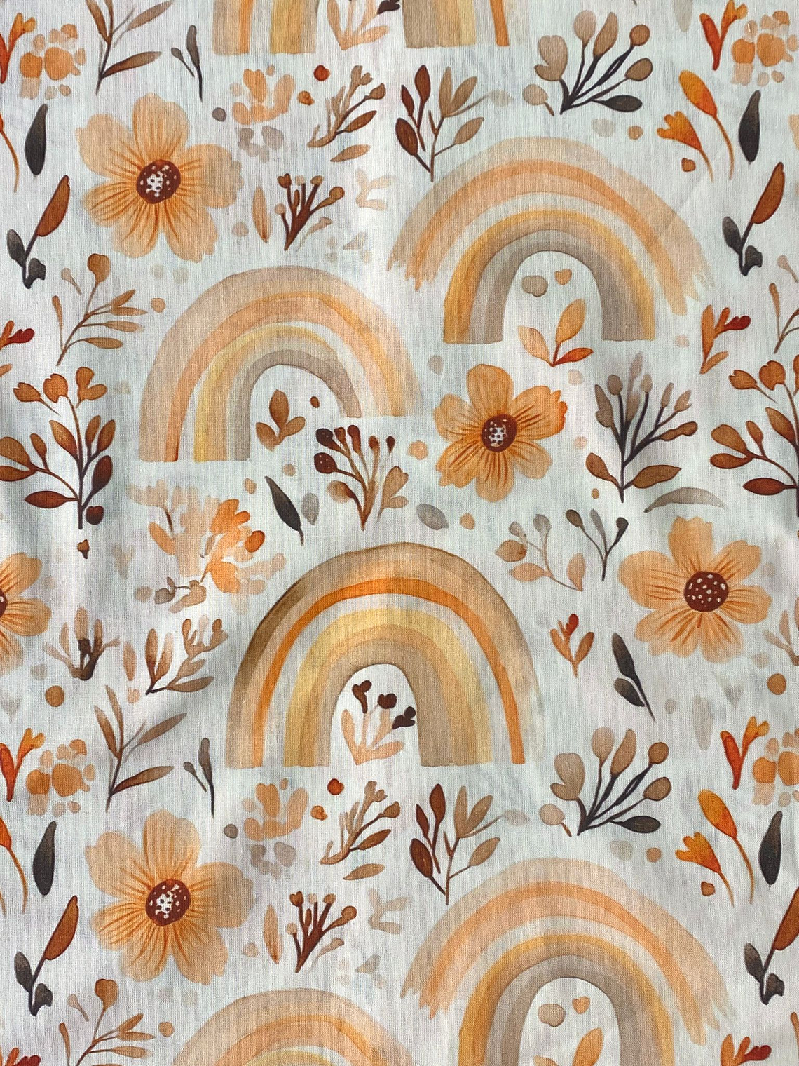 Tecido com arco iris em tons pasteis  1