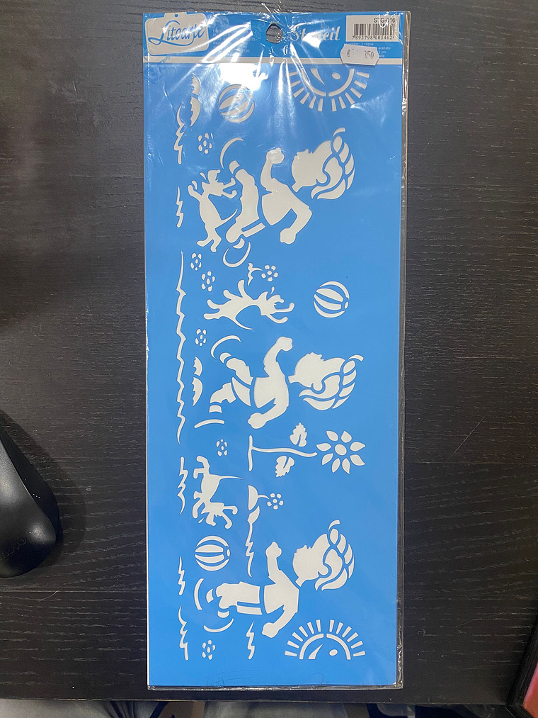STENCIL DE MENINOS COM CAEZINHOS 1