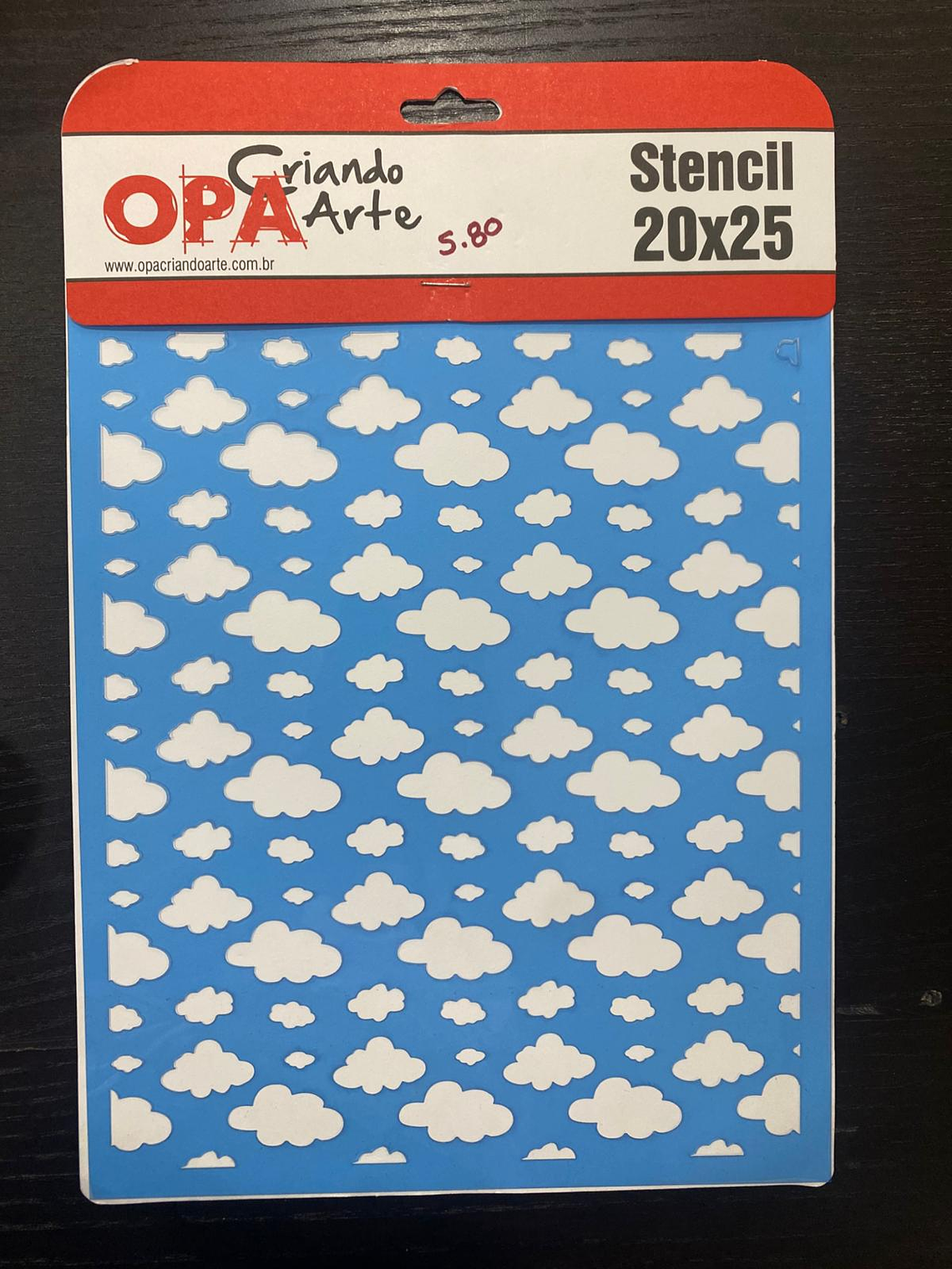 stencil com nuvens 20x25 1