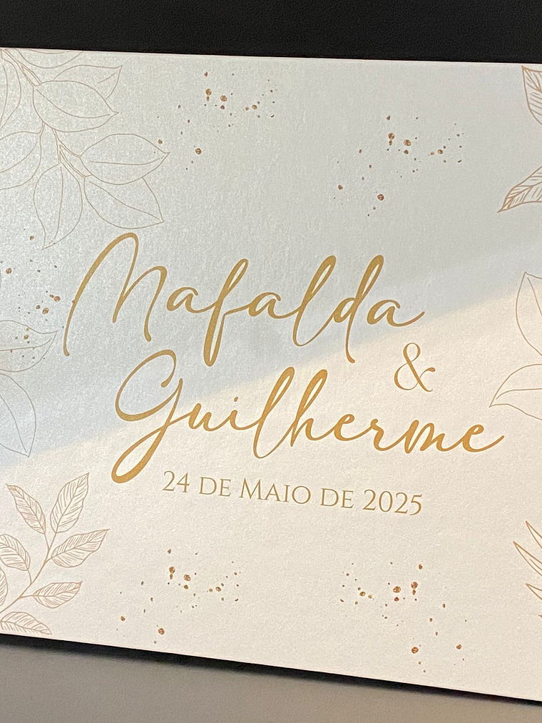 álbum personalizado com ramagens em dourado 1