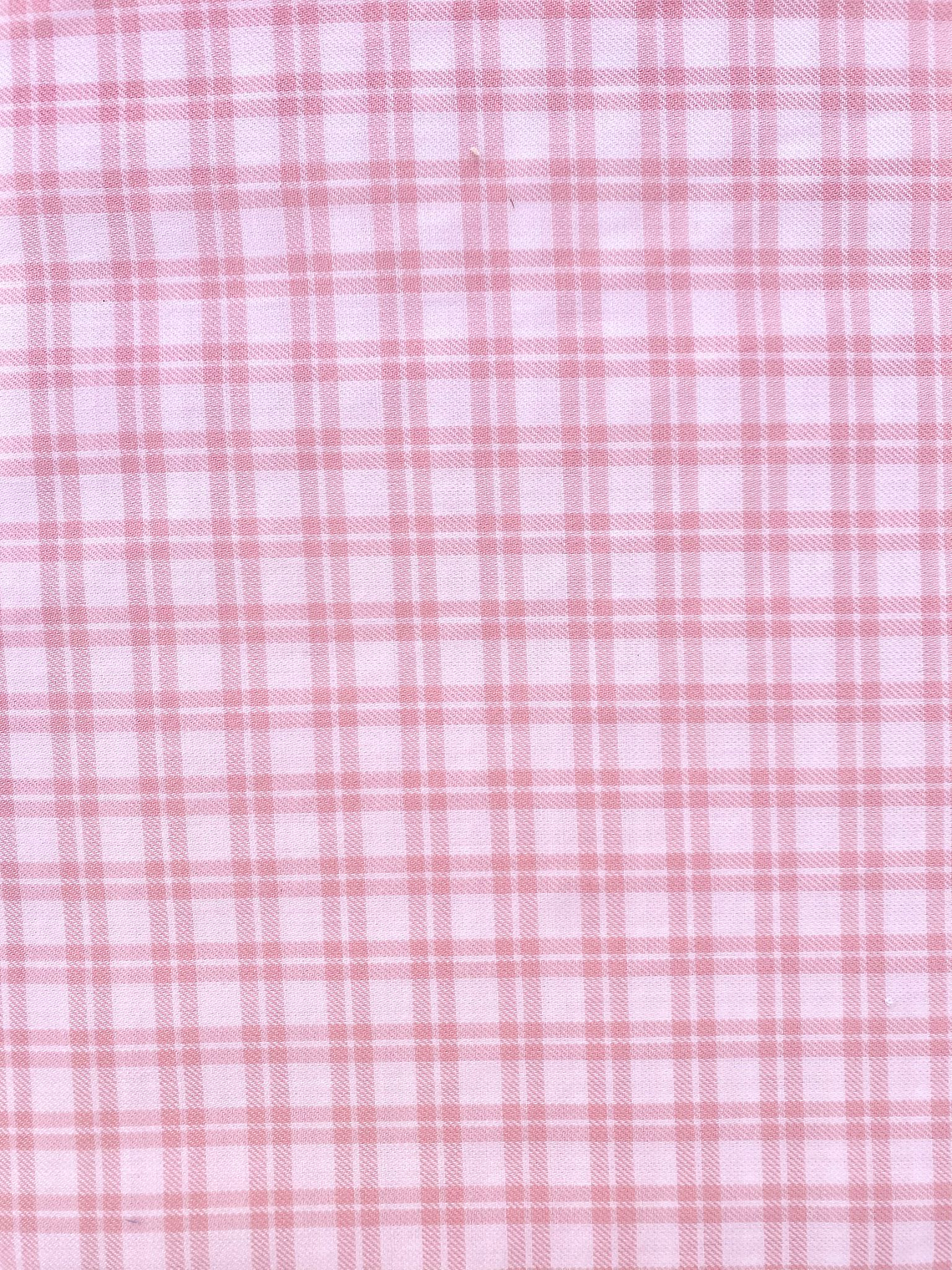 Tecido 100% algodão fustão branco e rosa com quadradinhos  1