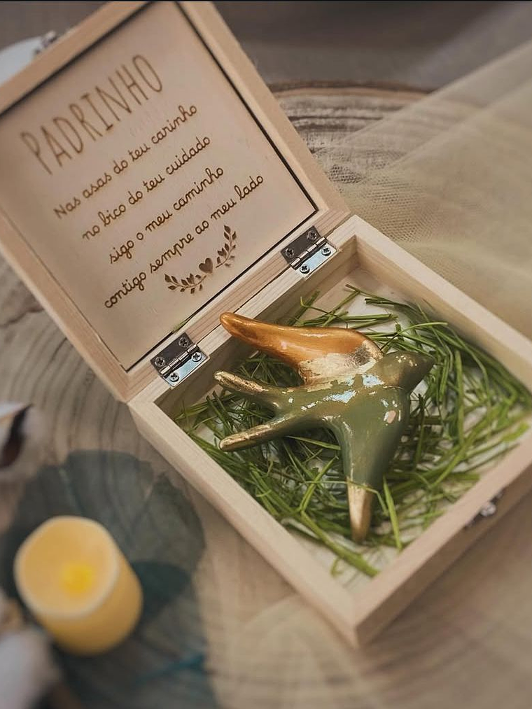 Caixa personalizada com andorinha  2