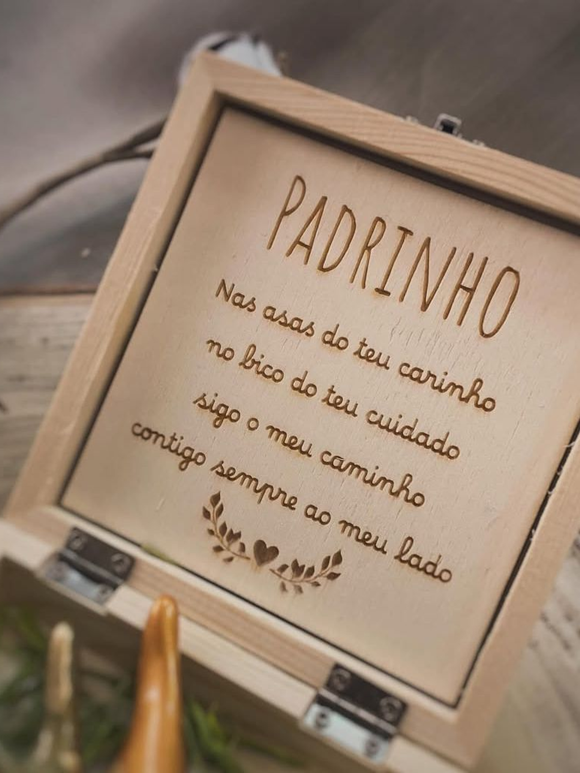 Caixa personalizada com andorinha  3