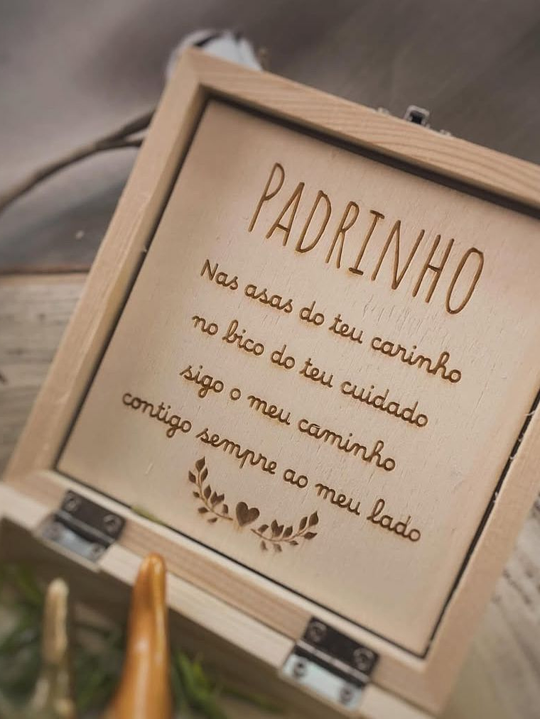 Caixa personalizada com andorinha  3