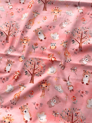 Tecido com animais do bosque 