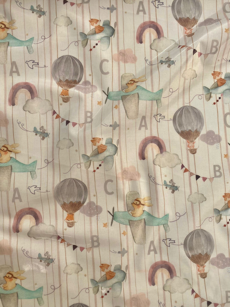 Tecido plastificado com animais em aviõezinhos  1