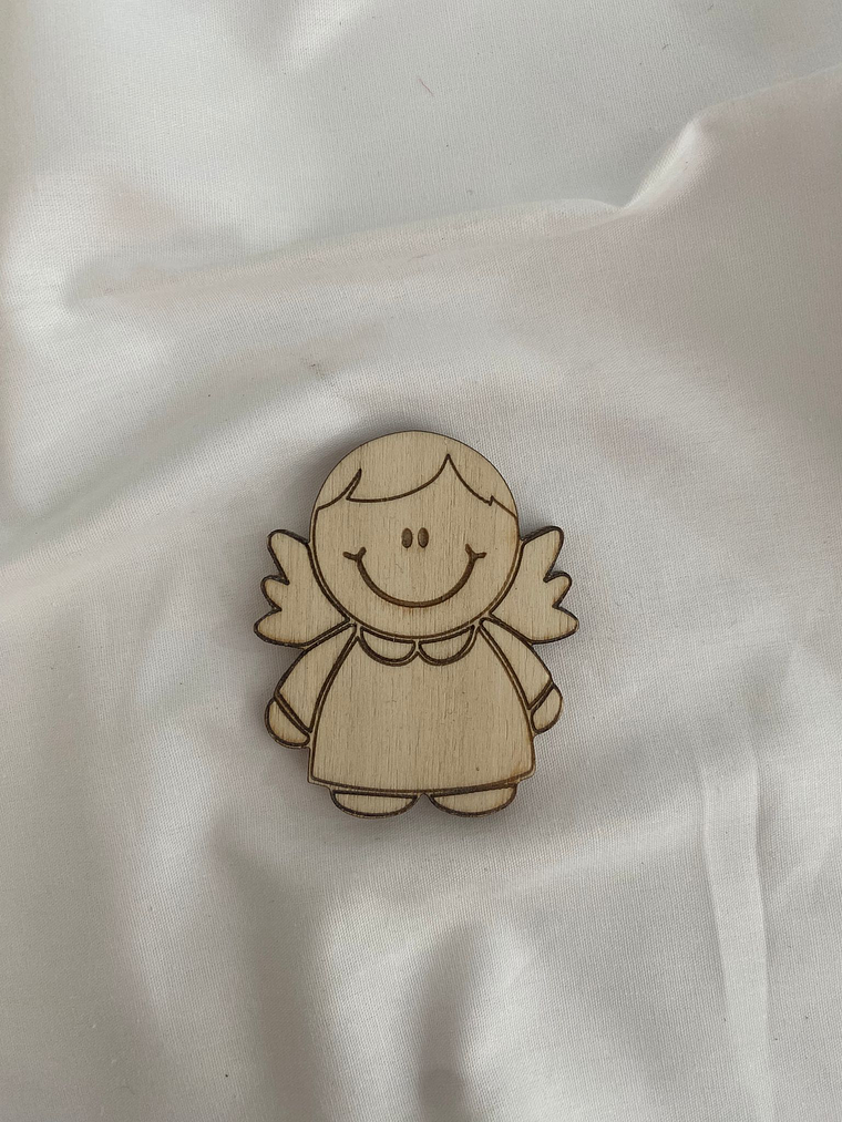 Anjinho em choupo 6,5 cm  1