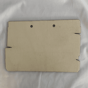 Plaquinha em choupo 21,50 cm x 15 cm 