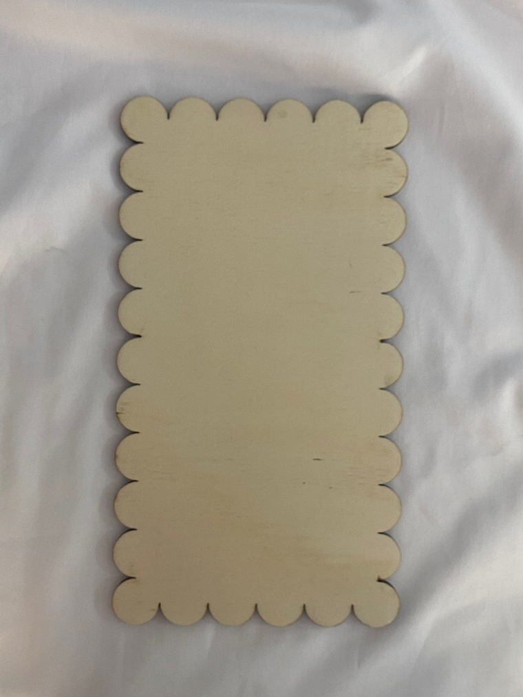 Plaquinha com ondinhas em choupo 25 cm x 13,50 cm 1