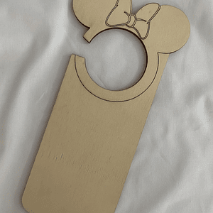 Plaquinha para porta da minnie 9,50 cm x 24,50 cm 