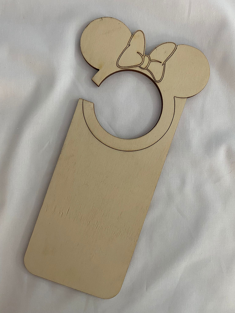 Plaquinha para porta da minnie 9,50 cm x 24,50 cm  1