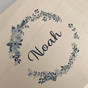 Caixa de batizado com gravação floral