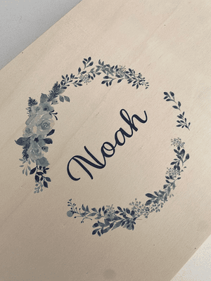 Caixa de batizado com gravação floral