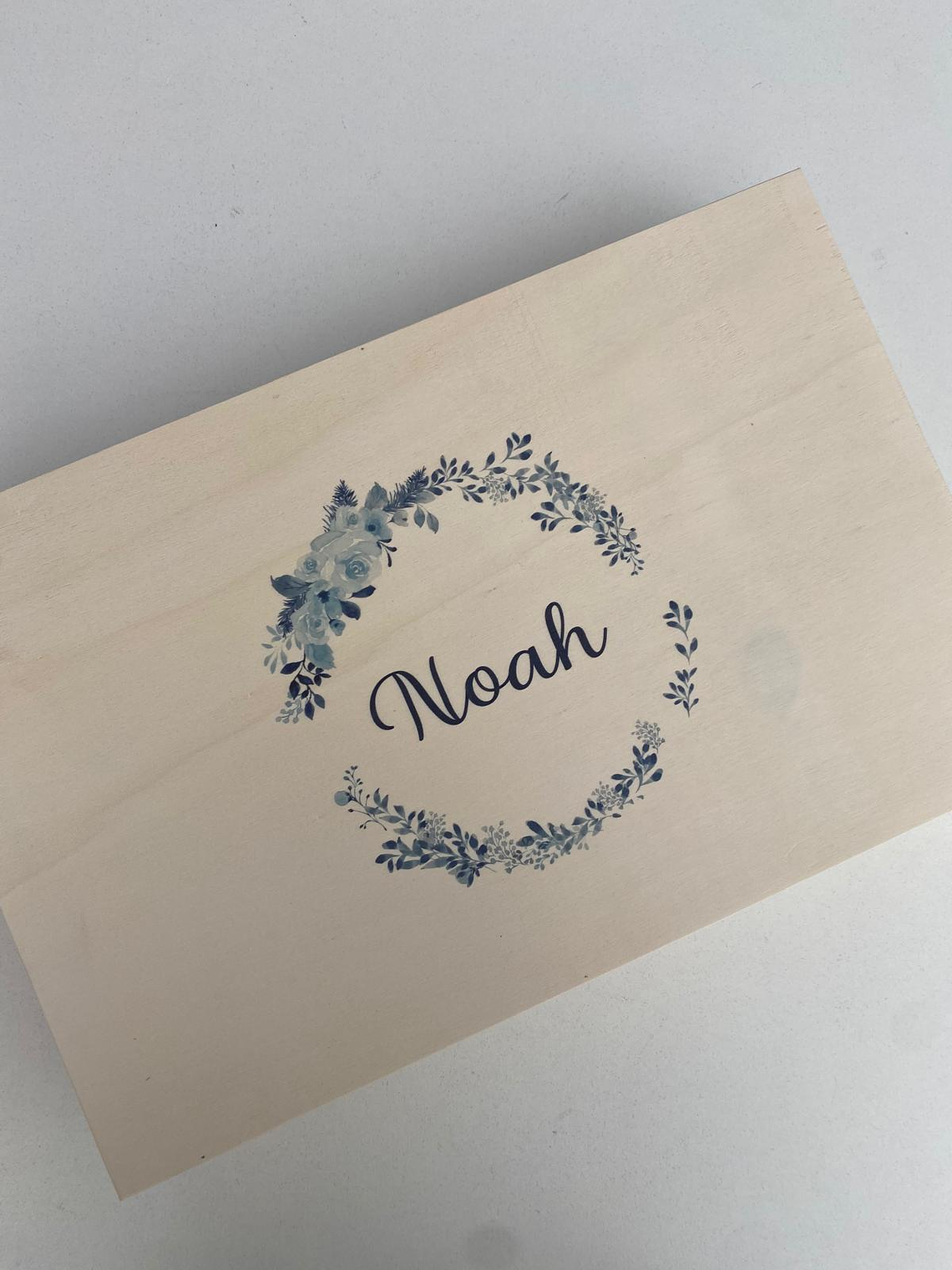 Caixa de batizado com gravação floral 2