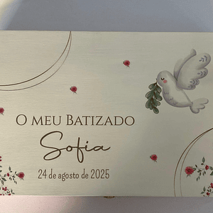 Caixa de batizado personalizada com pombinha