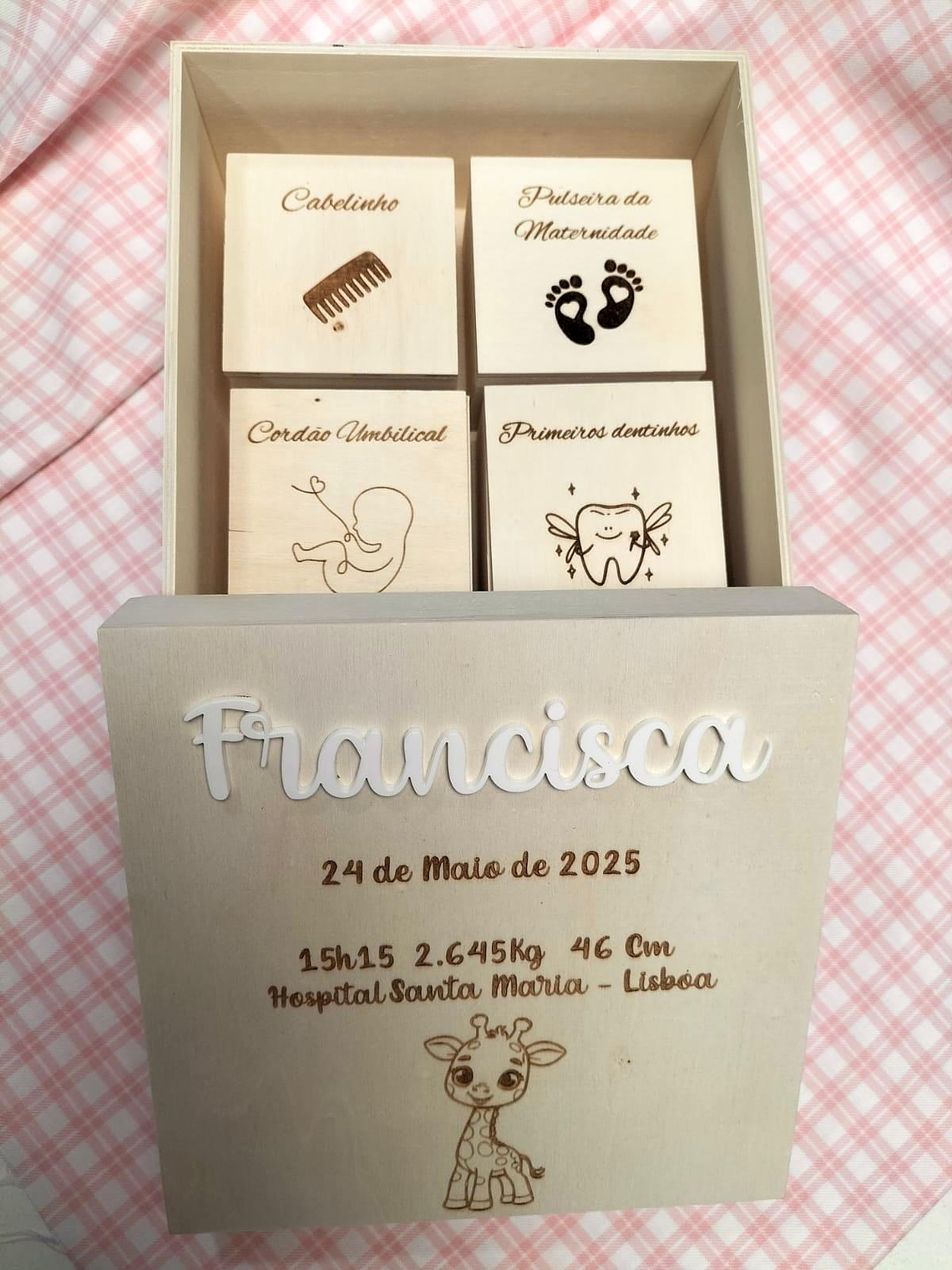 Caixa de lembranças com girafa  3