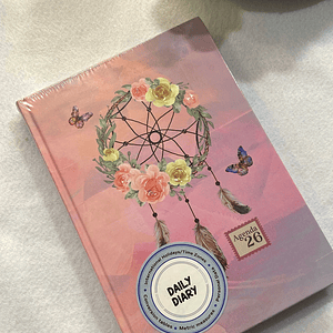 Agenda com caça sonhos rosa 2026