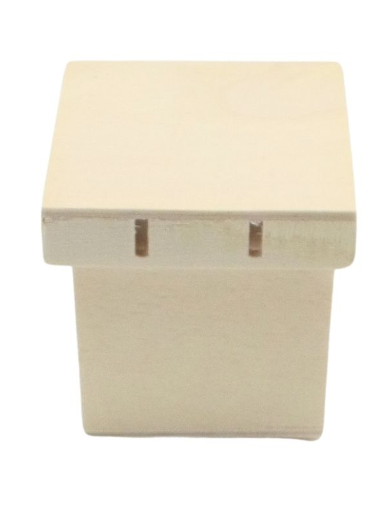 Caixa ampla com recorte na tampa para passar fita pequena  7x7x8cm 1