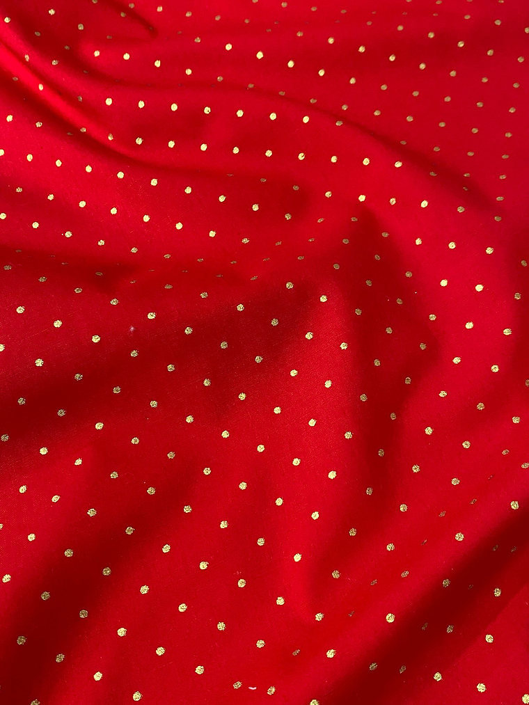 Tecido vermelho com bolinhas douradas 1