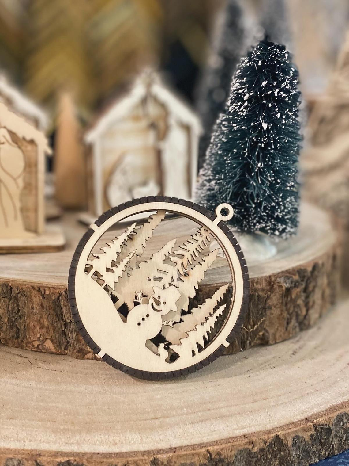 Bola de Natal com boneco de neve  1