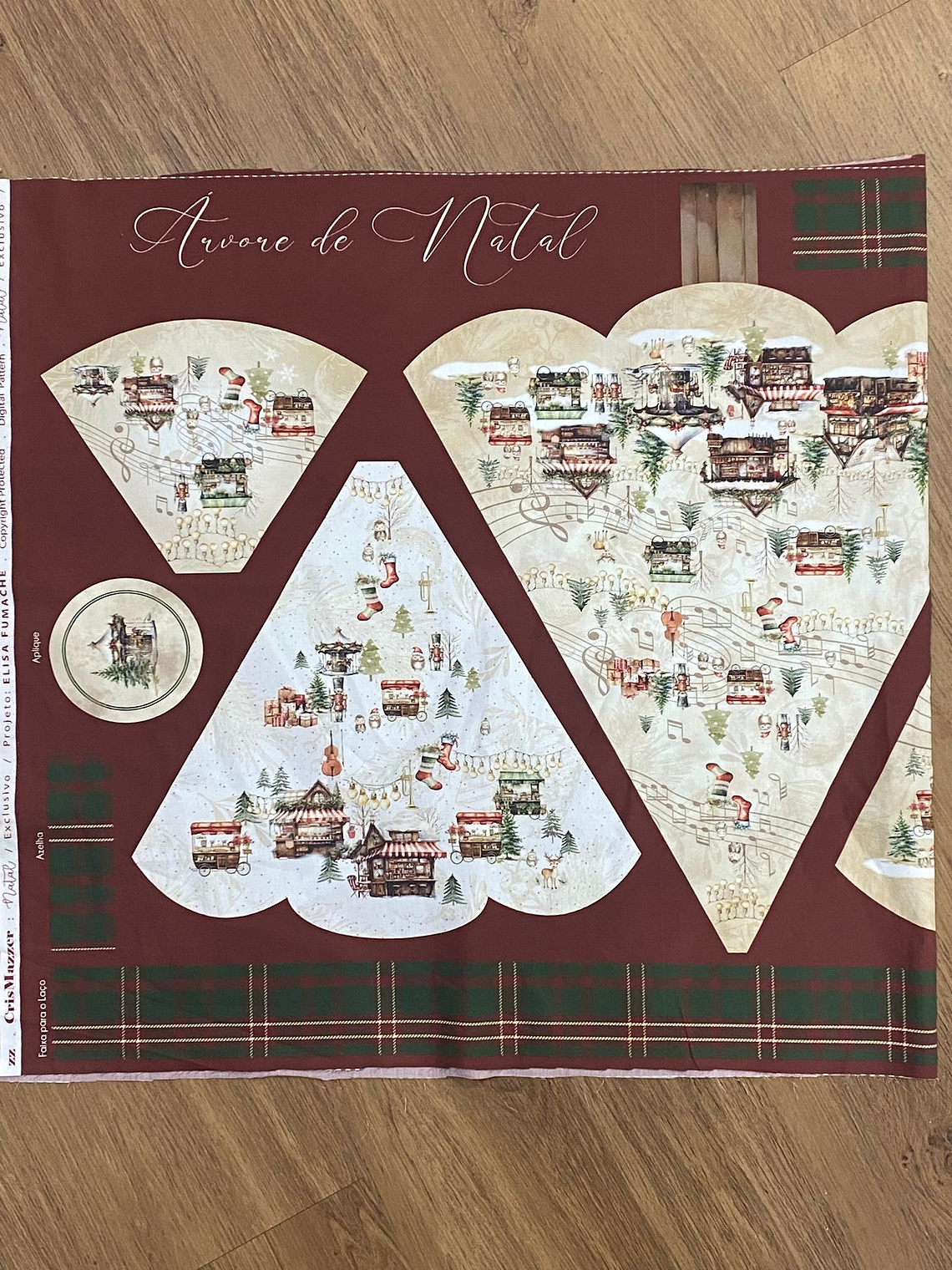 Painel natalício com árvore de Natal  1