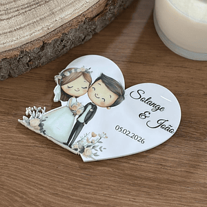 Lembrança de casamento com noivos
