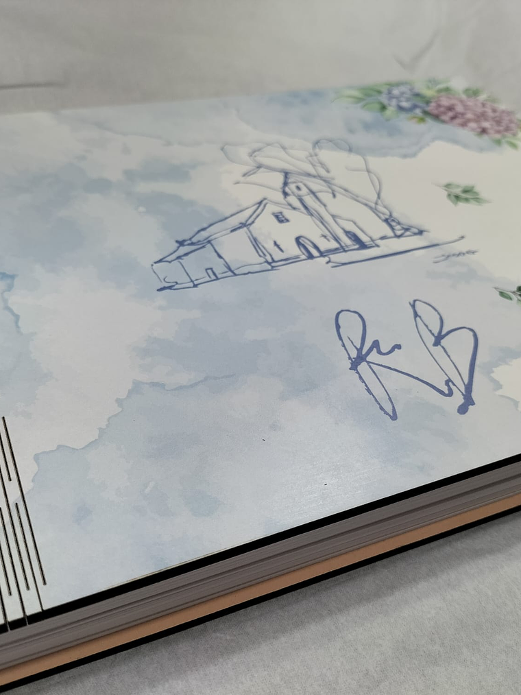 Album A4 personalizado em tons aguarela 2