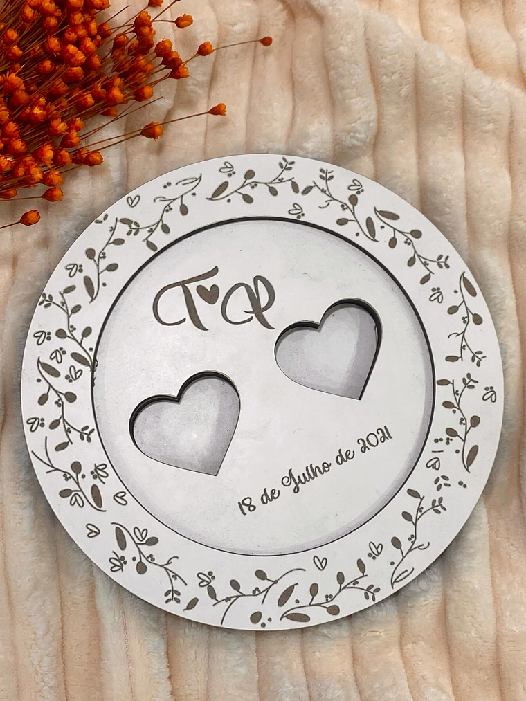 Porta alianças em mdf branco com gravação a lazer 1