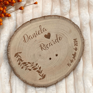 Porta alianças em madeira com gravação a lazer