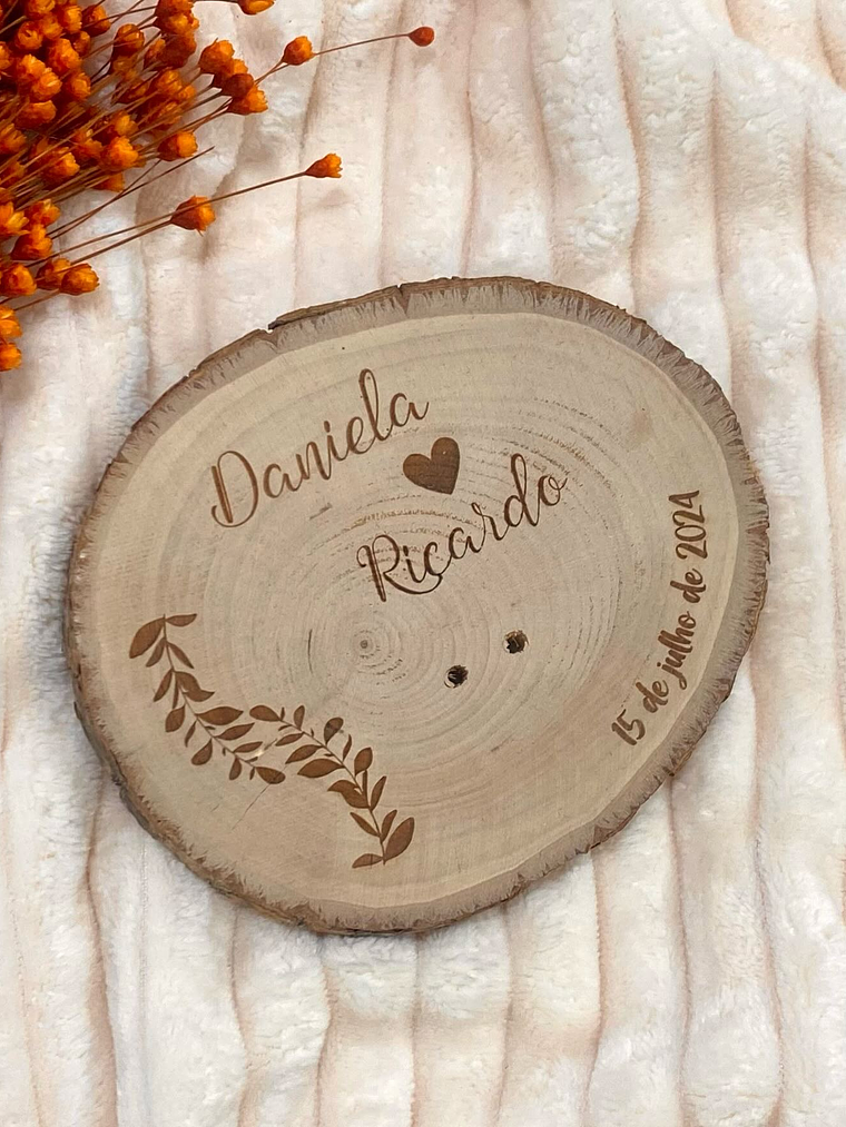 Porta alianças em madeira com gravação a lazer 1