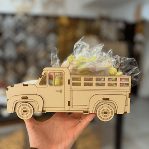 Carro personalizado em madeira