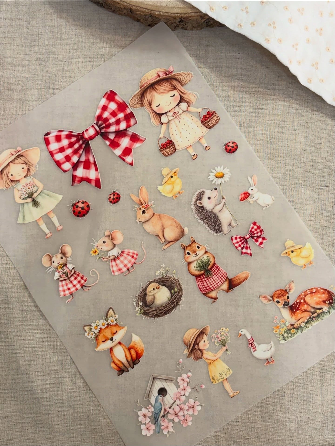 transfer menina e animais do bosque 30 x 23cm 1