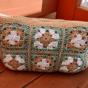 WORKSHOP CROCHÊ - BOLSA COM GRANNY SQUARES dia 11/04/2026 presencial