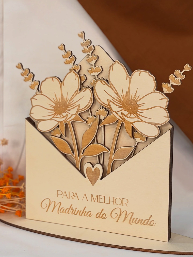 Envelope para a melhor madrinha 26 cm de altura  1