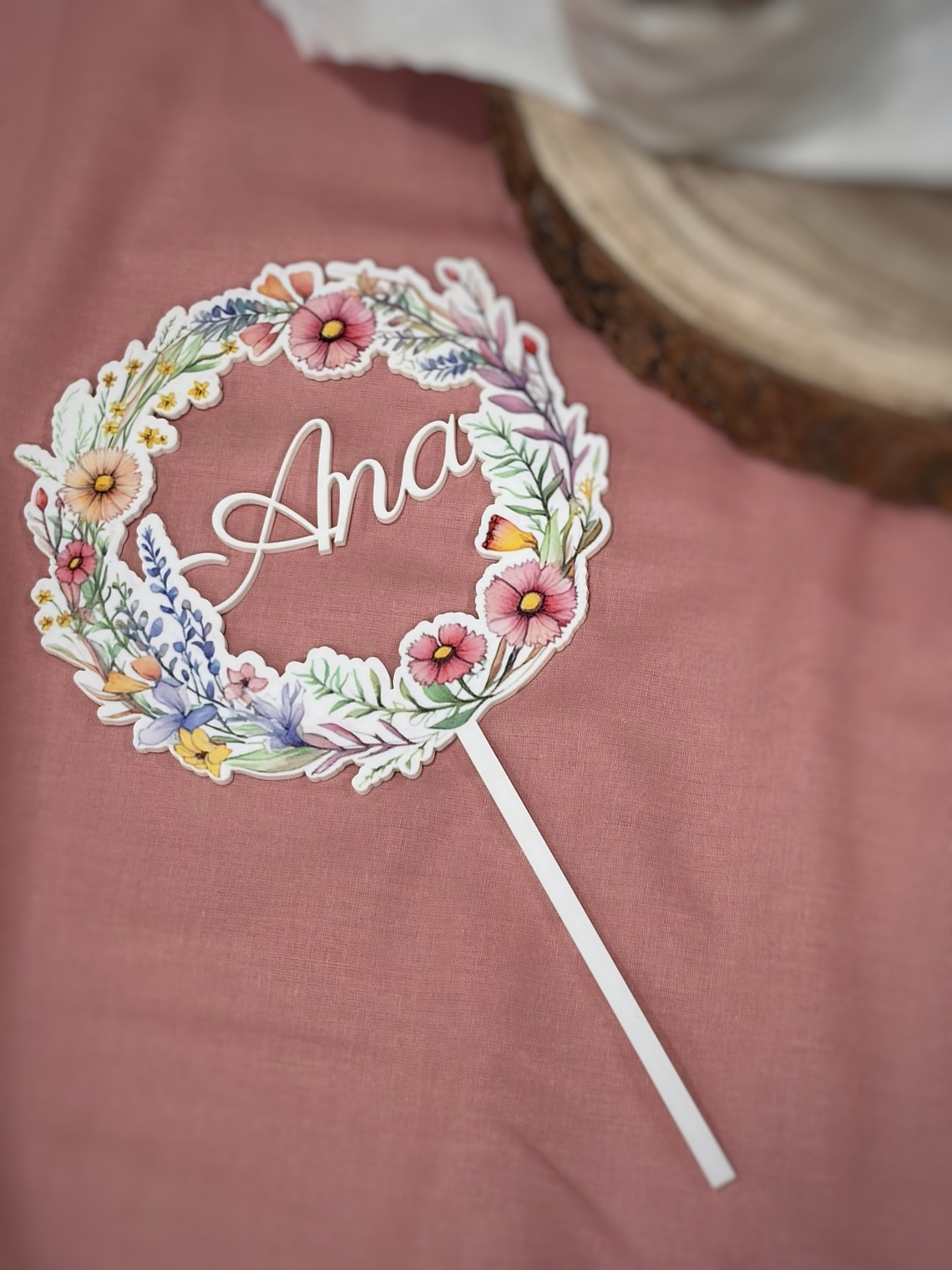 topo bolo floral com nome 1