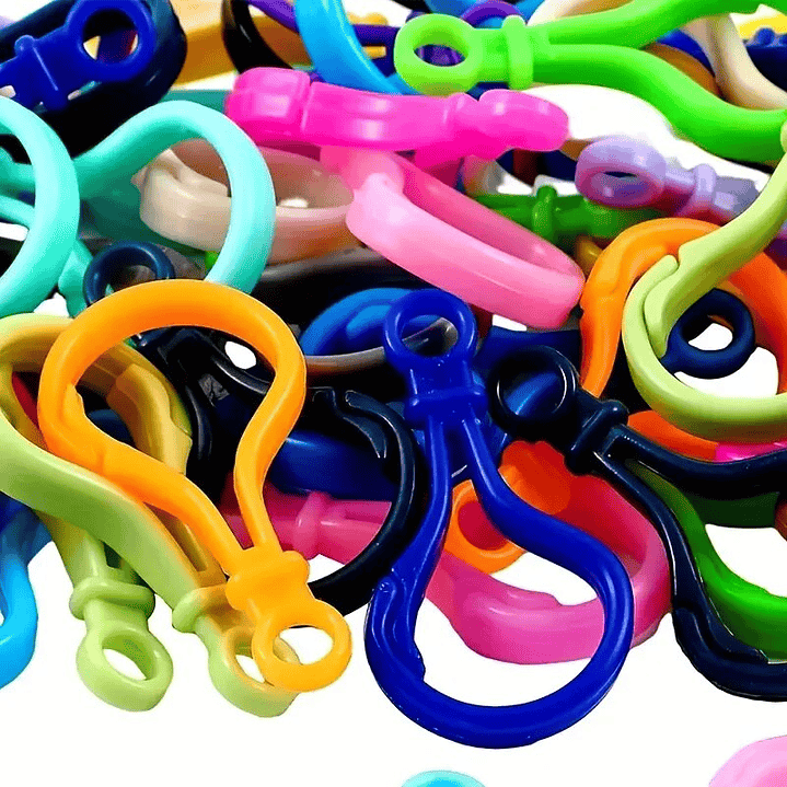 Gancho de plásticos coloridos 5unid. para llaveros 3