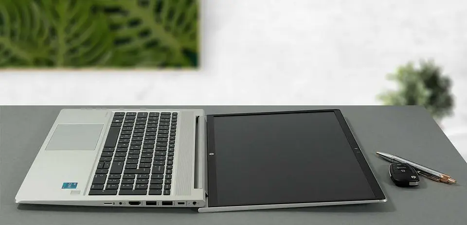 Portátil HP 650 G8 i5-1135G7 W11 até 32GB e até 512GB - OFERTA SURPRESA - No Way !.. 4