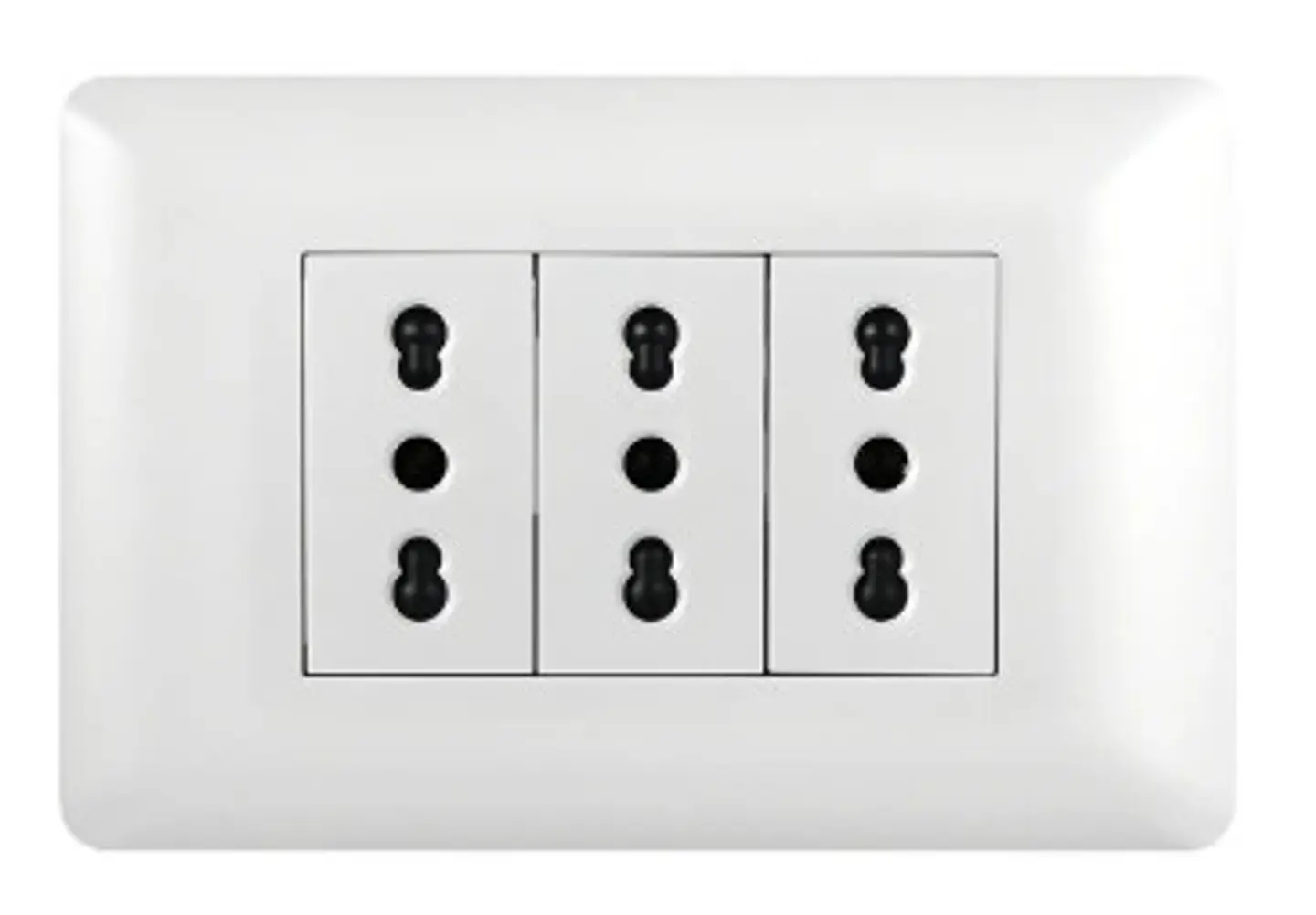 TOMACORRIENTE TRIPLE 10 16A 250V BLANCO ARMADO 1