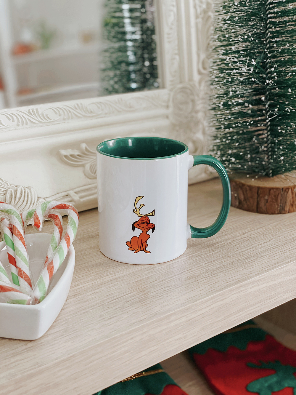 Taza Grinch Mango verde 2