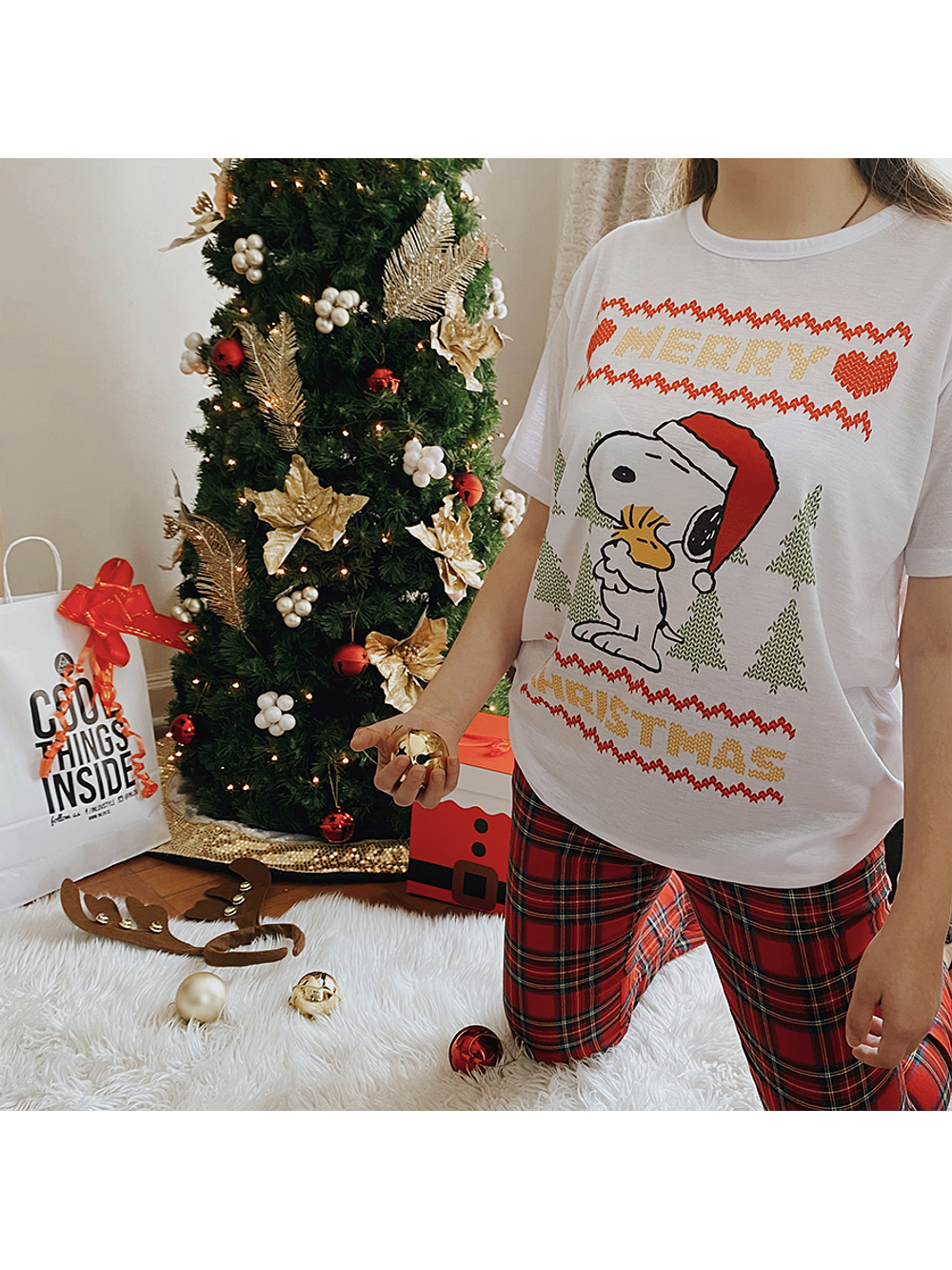 UGLY TOP SNOOPY MERRY