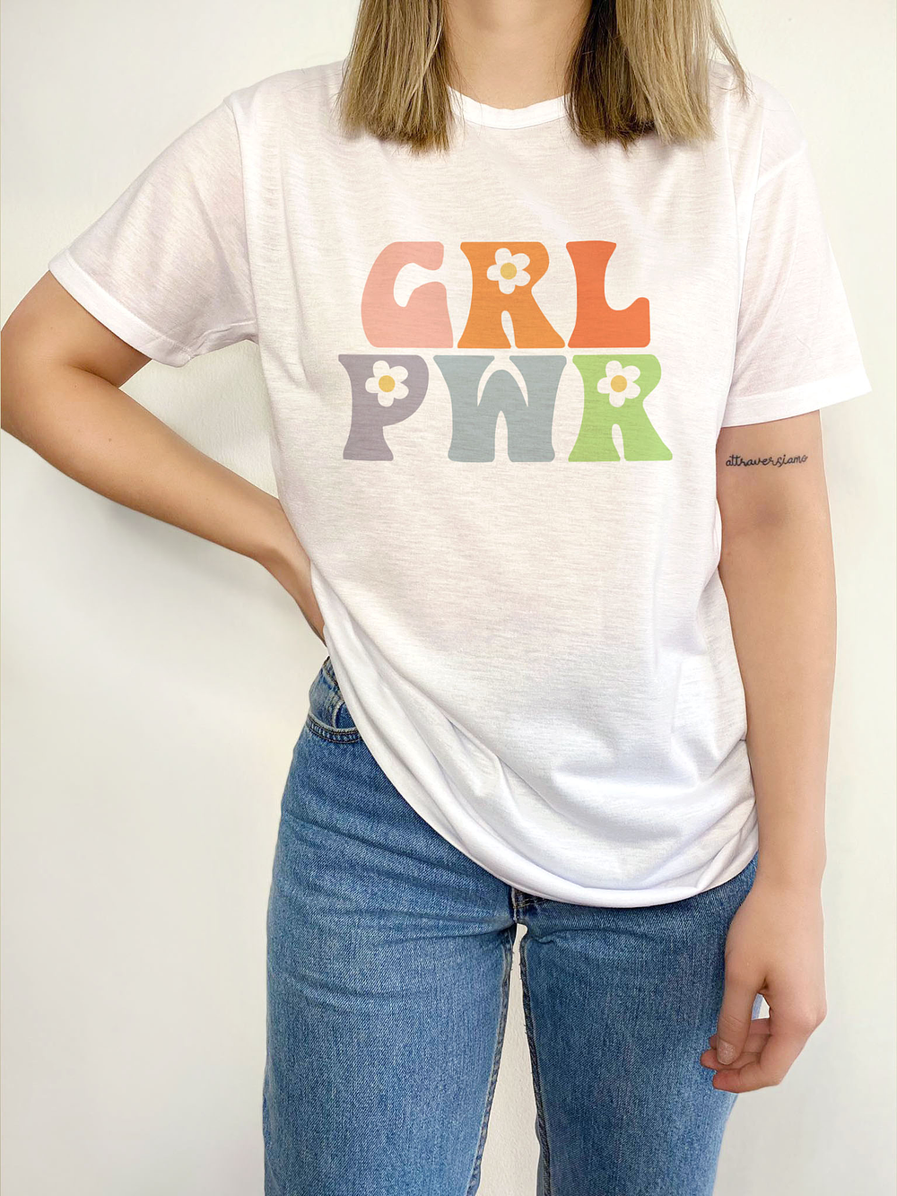 Polera GRL PWR Flor 1