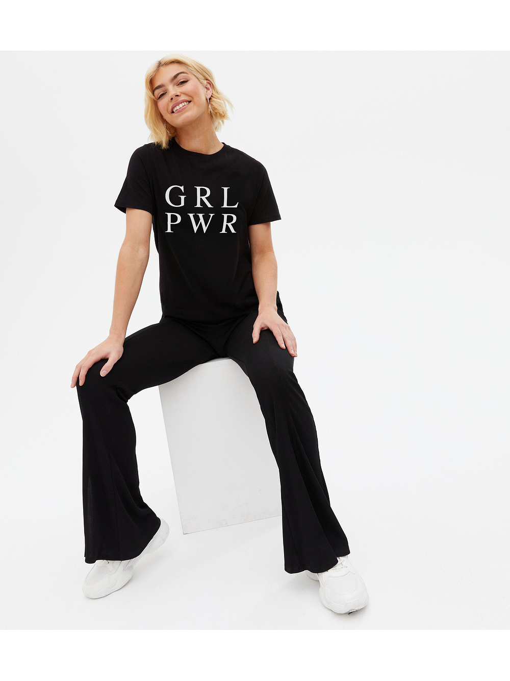 Polera GRL PWR 1