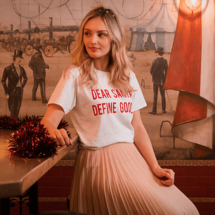 Polera Santa define Good