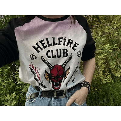 Polera manga 3 1/4 Helfire Club Stranger Things 