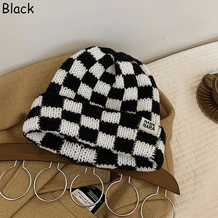 Beanie checkerboard