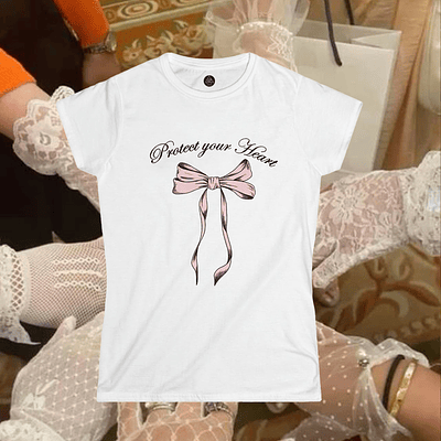 BABY TEE MUJER PROTECT YOUR HEART TALLA S