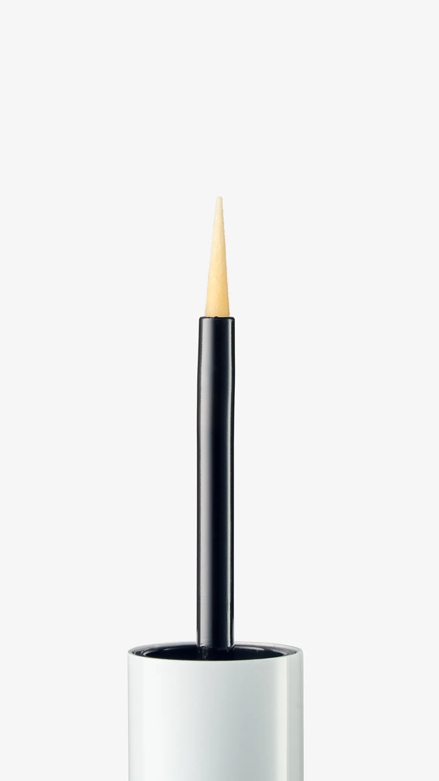 U/1ST Multiactive Eyelash Serum 3