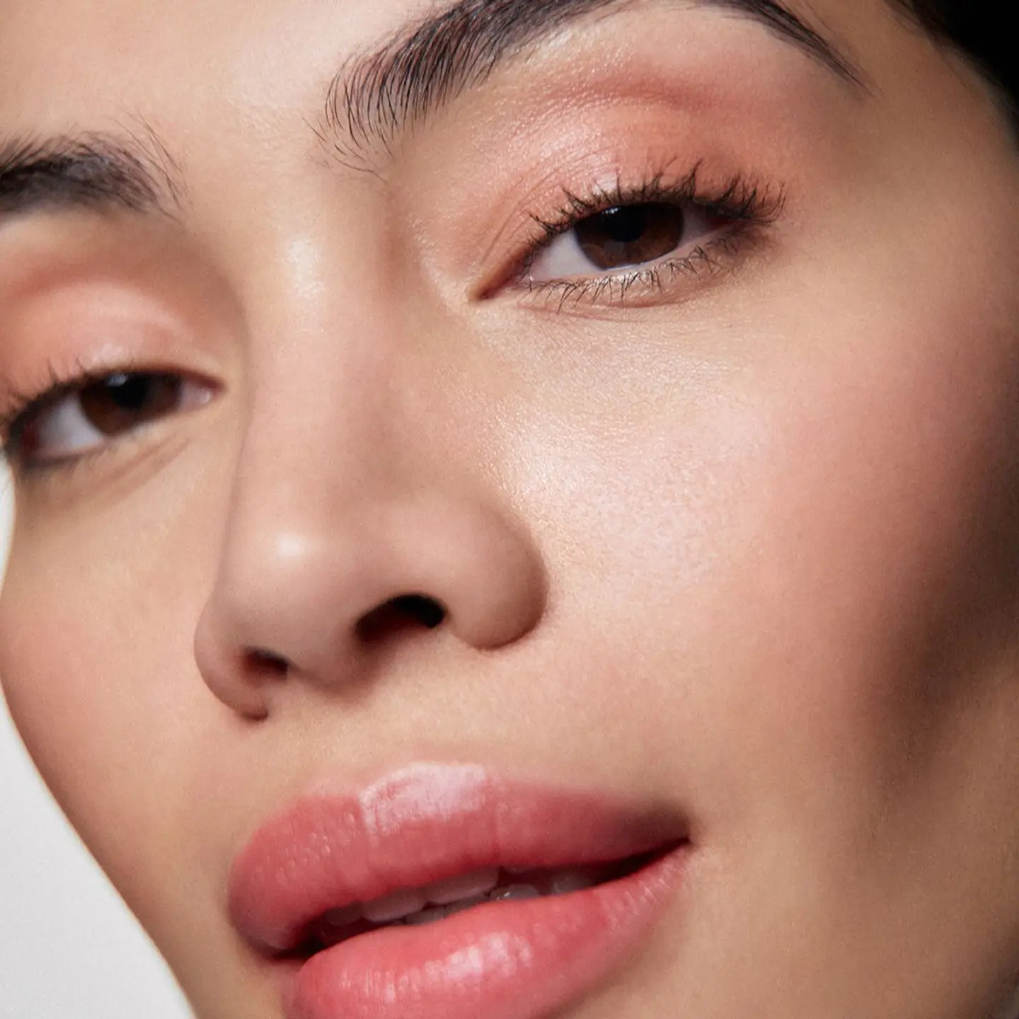 U/1ST Multiactive Serum Blush 4